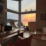 Modern With Panoramic Views Of Vestfjorden *