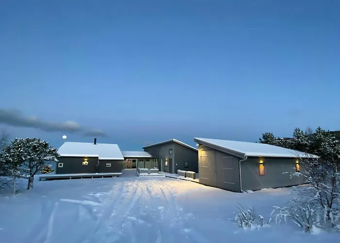 Modern With Panoramic Views Of Vestfjorden Casa vacanze Tranøya