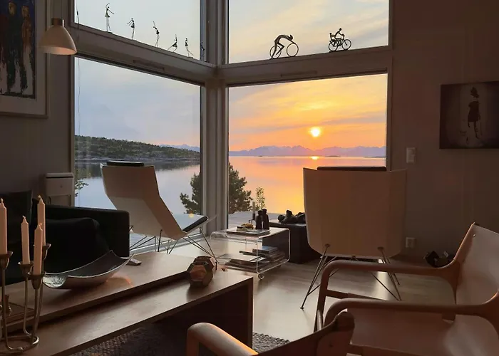 Modern With Panoramic Views Of Vestfjorden *